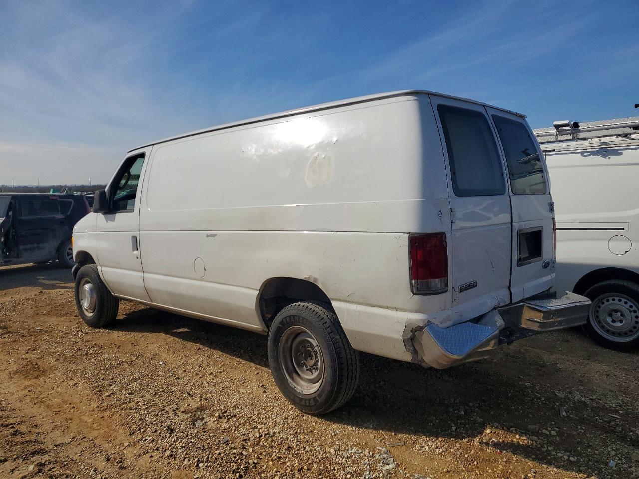 2006 FORD ECONOLINE E250 VAN photo 2
