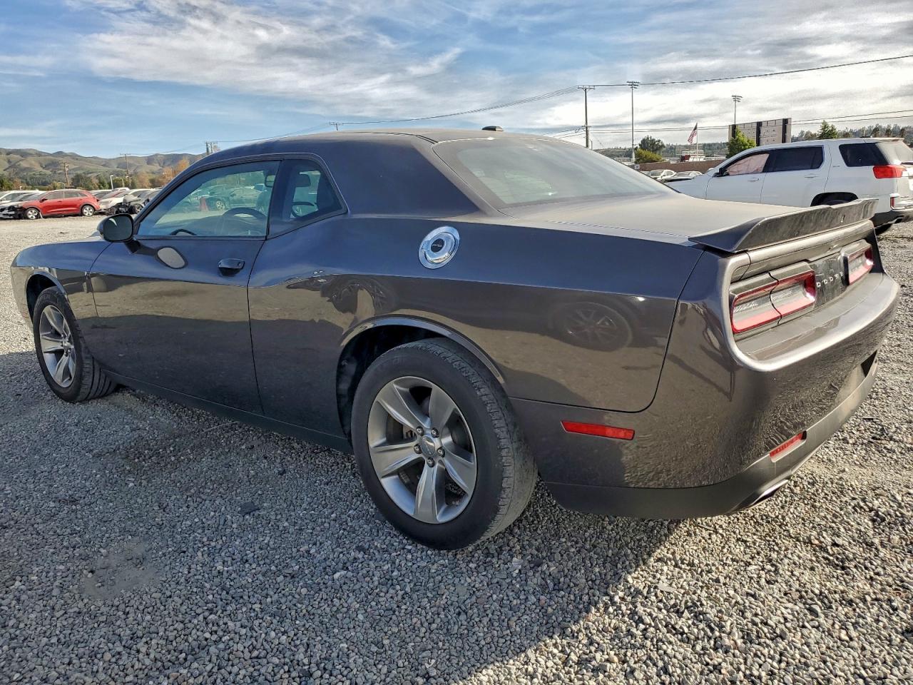 2022 DODGE CHALLENGER photo 2