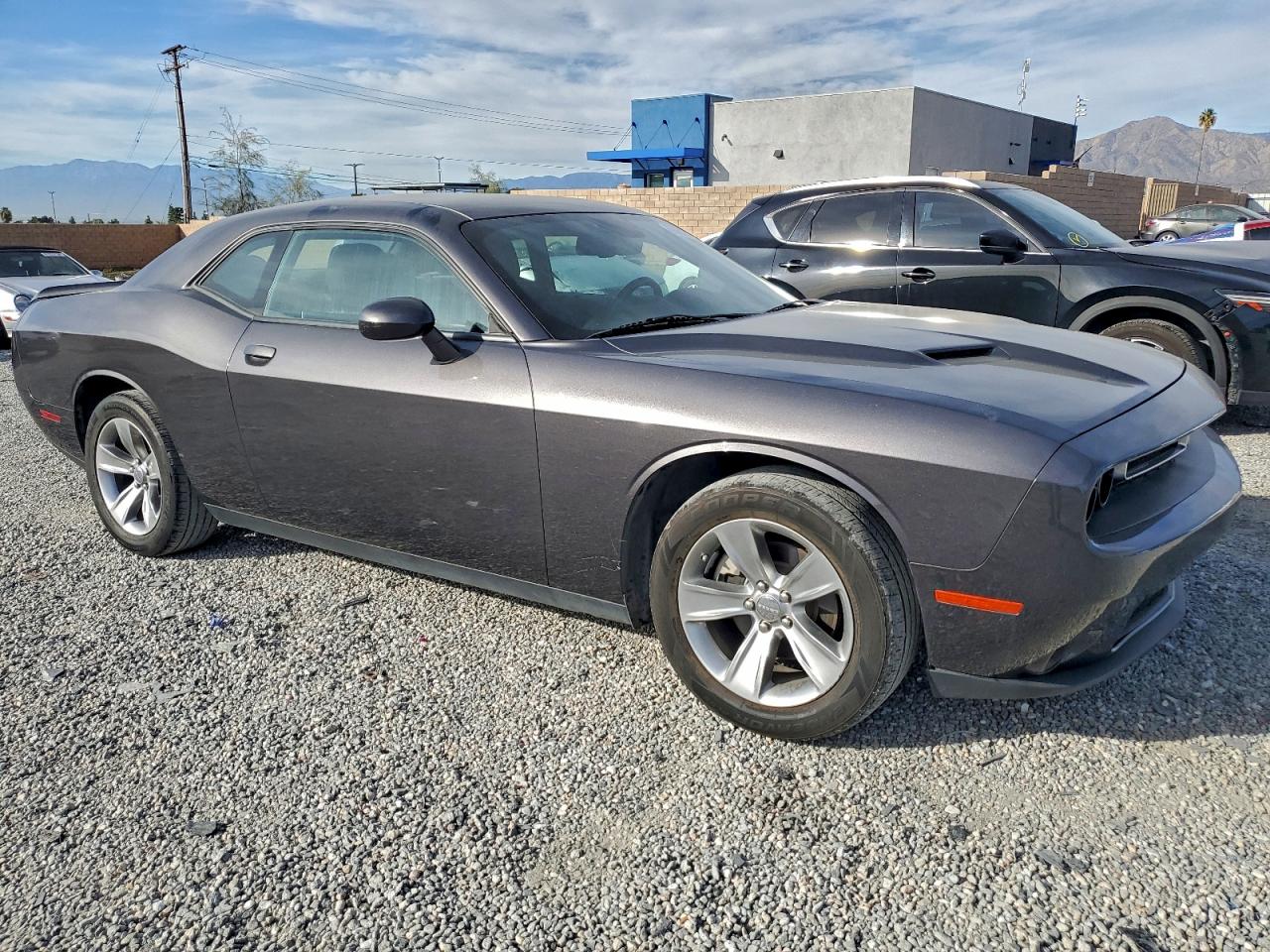 2022 DODGE CHALLENGER photo 4