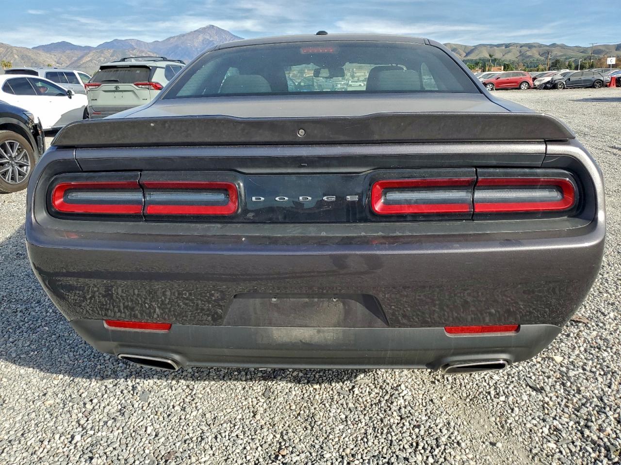 2022 DODGE CHALLENGER photo 6