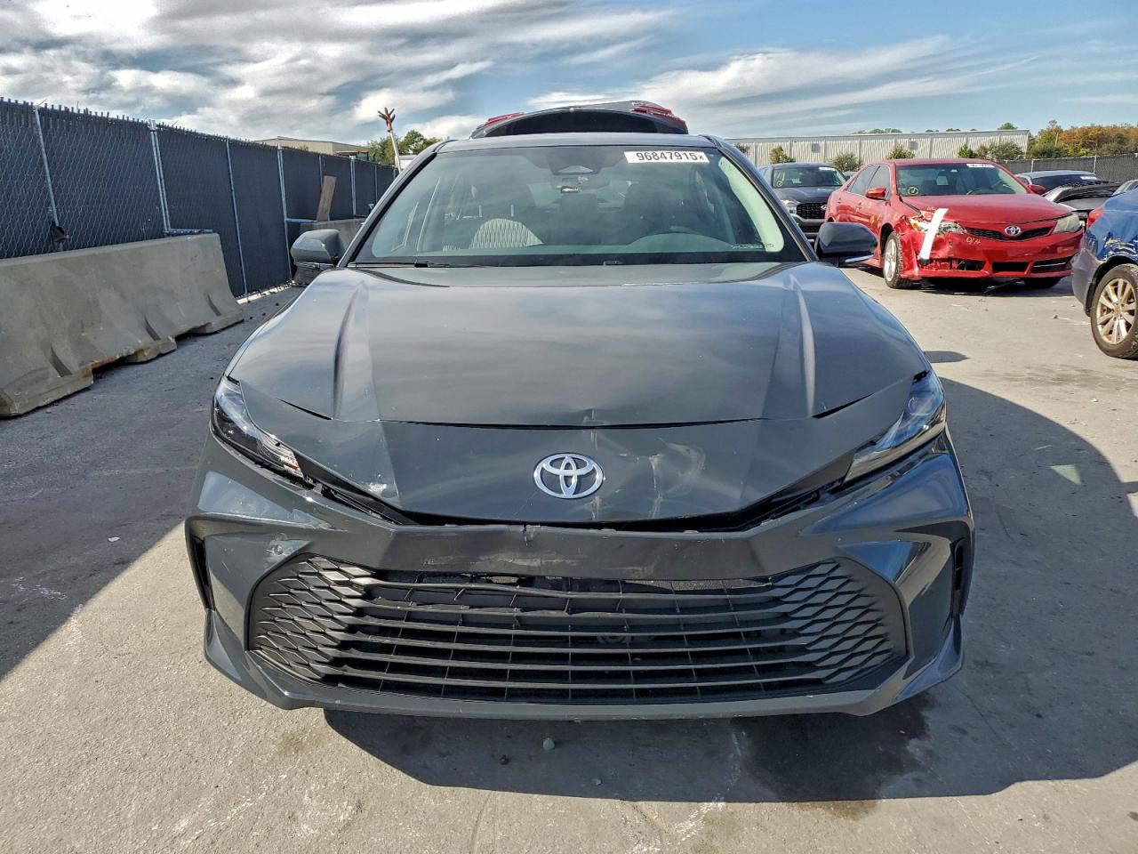 2025 TOYOTA CAMRY XSE photo 5