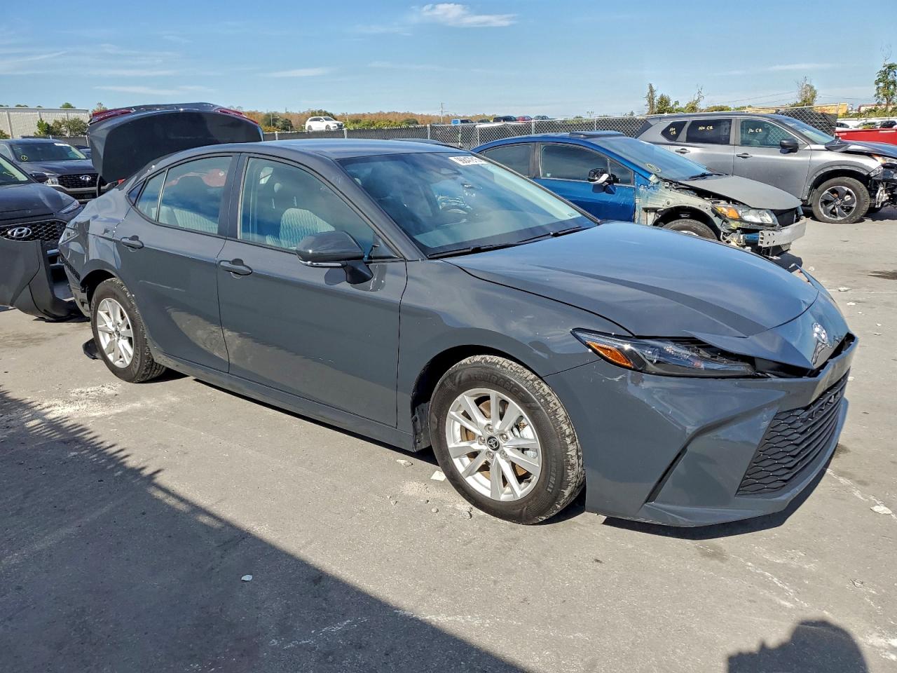 2025 TOYOTA CAMRY XSE photo 4