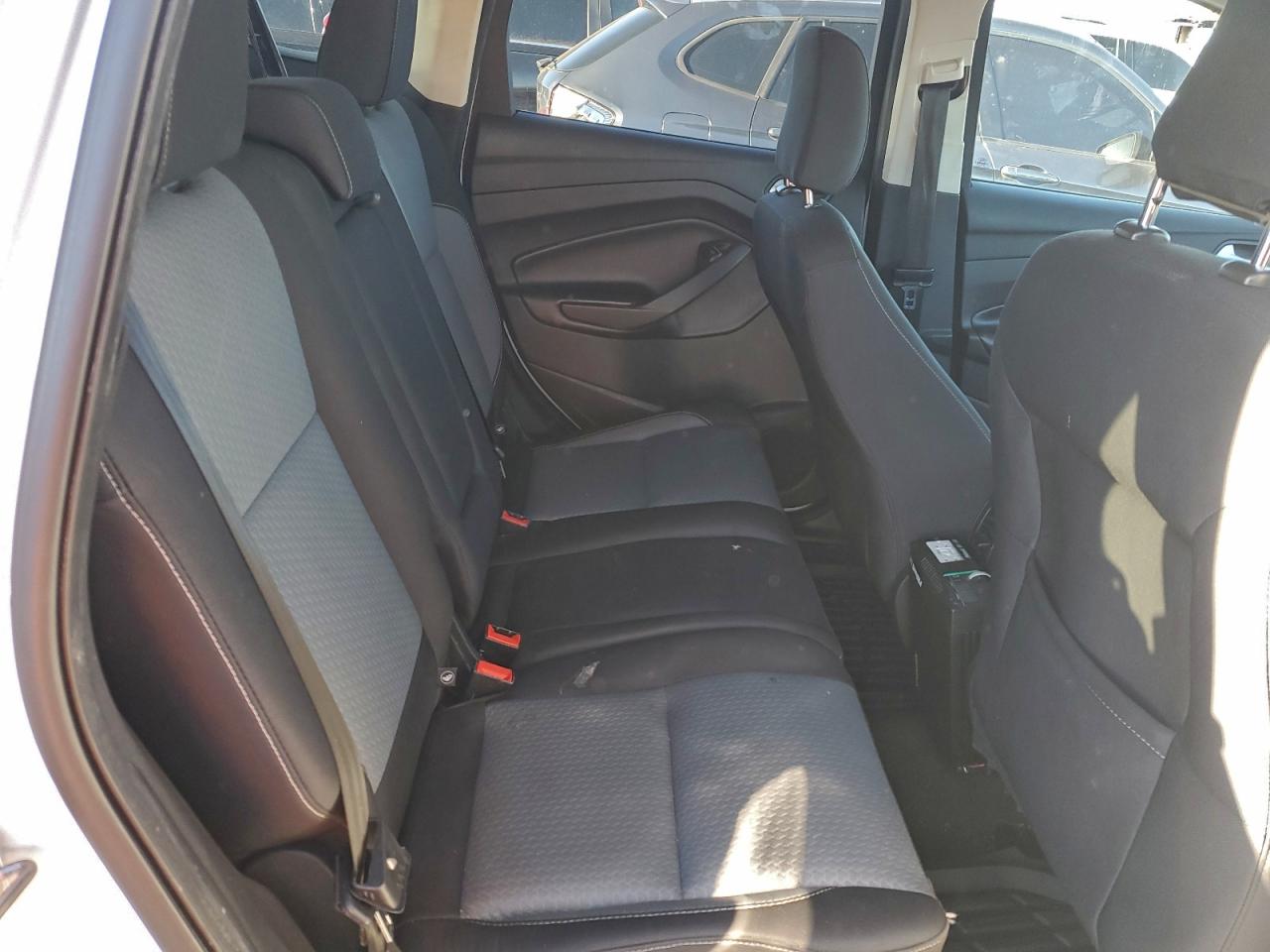 2019 FORD ESCAPE SE photo 11