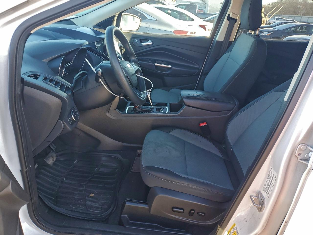 2019 FORD ESCAPE SE photo 7