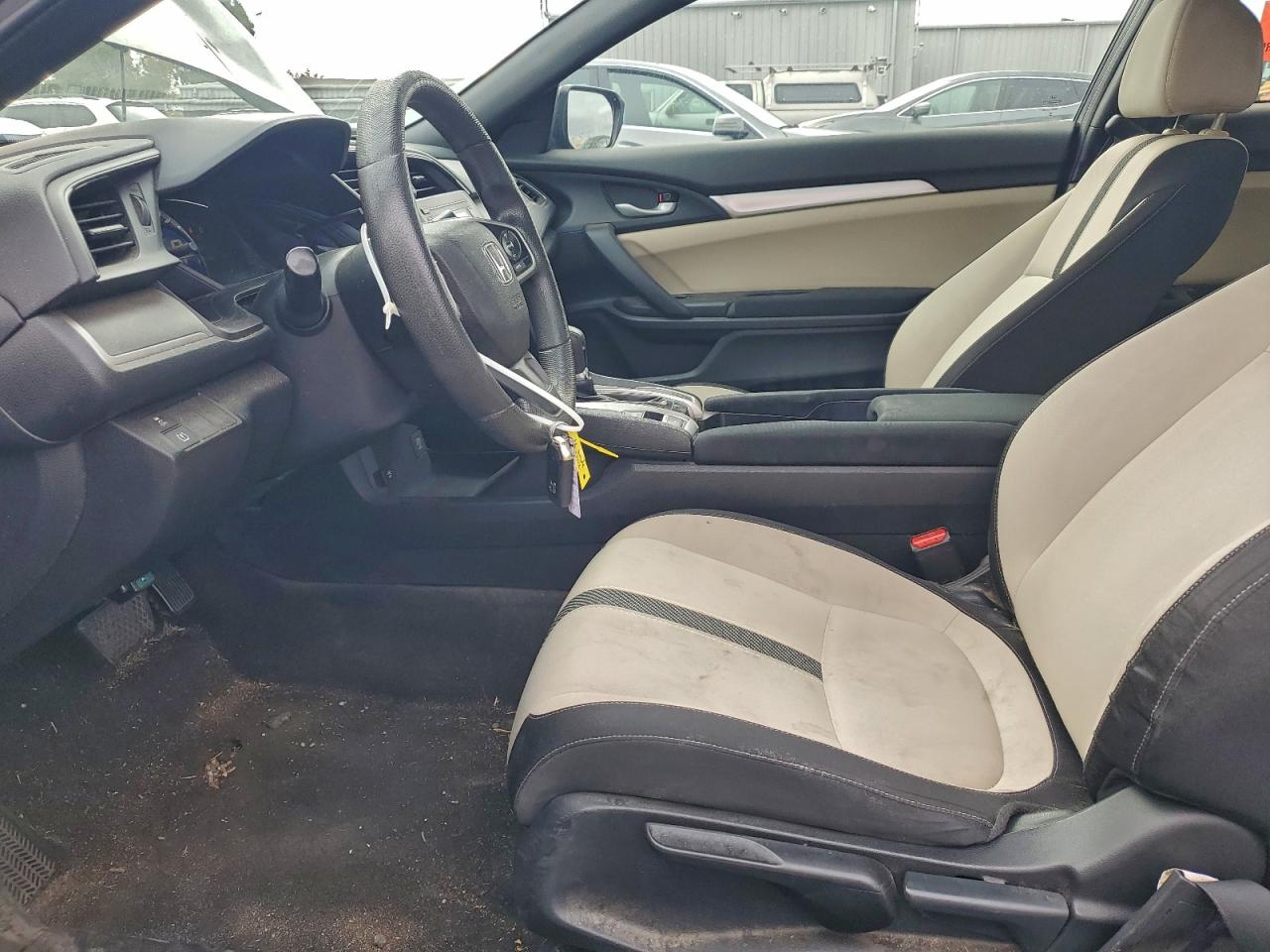 2016 HONDA CIVIC LX photo 7