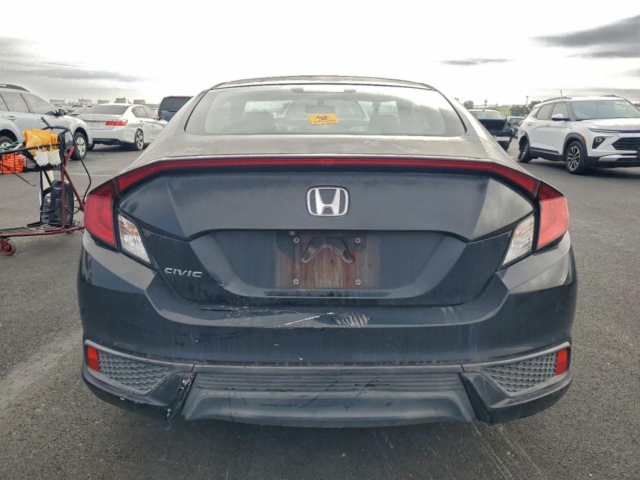 2016 HONDA CIVIC LX photo 6