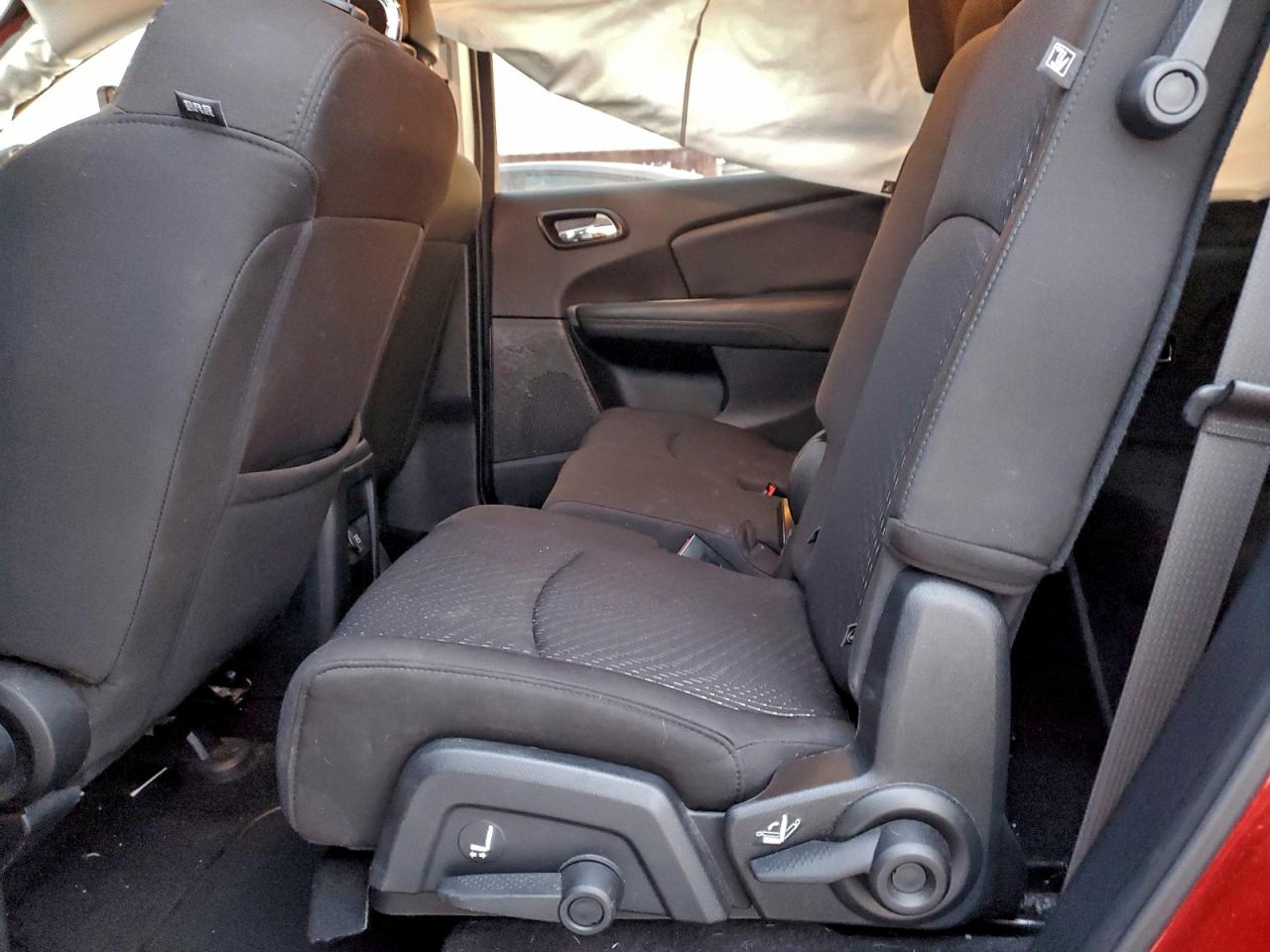 2018 DODGE JOURNEY SE photo 11