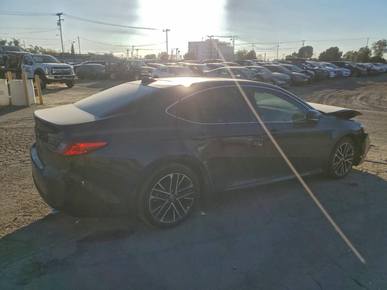 2025 TOYOTA CAMRY XSE photo 3
