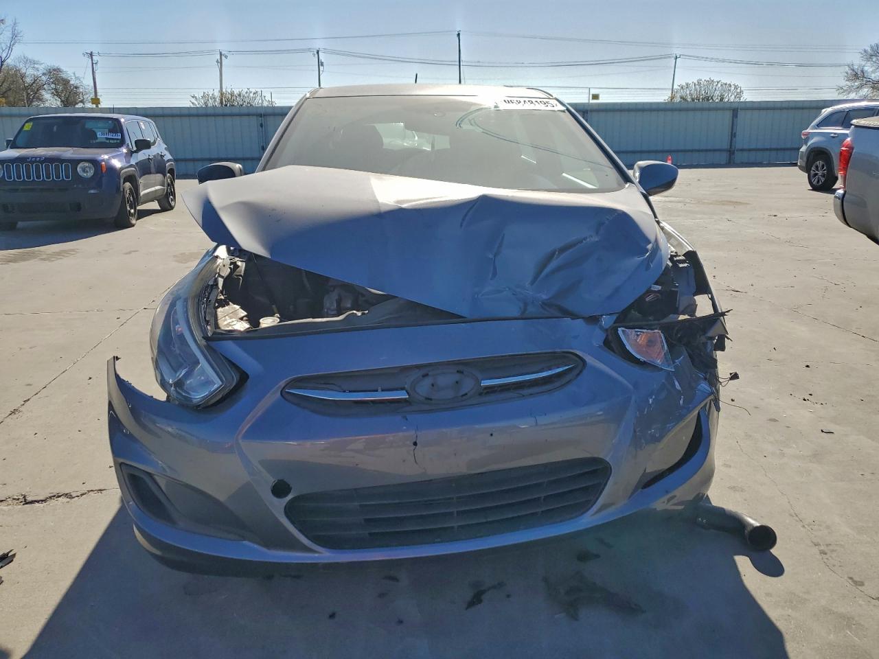 2016 HYUNDAI ACCENT SE photo 5
