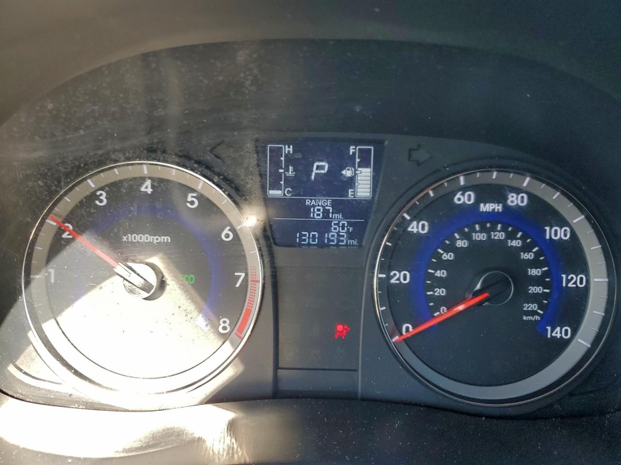 2016 HYUNDAI ACCENT SE photo 9