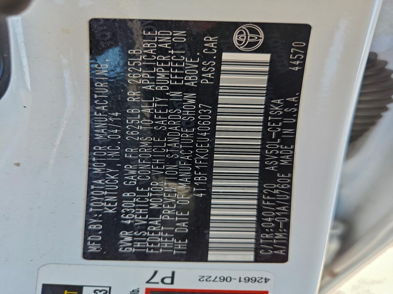2014 TOYOTA CAMRY L photo 12