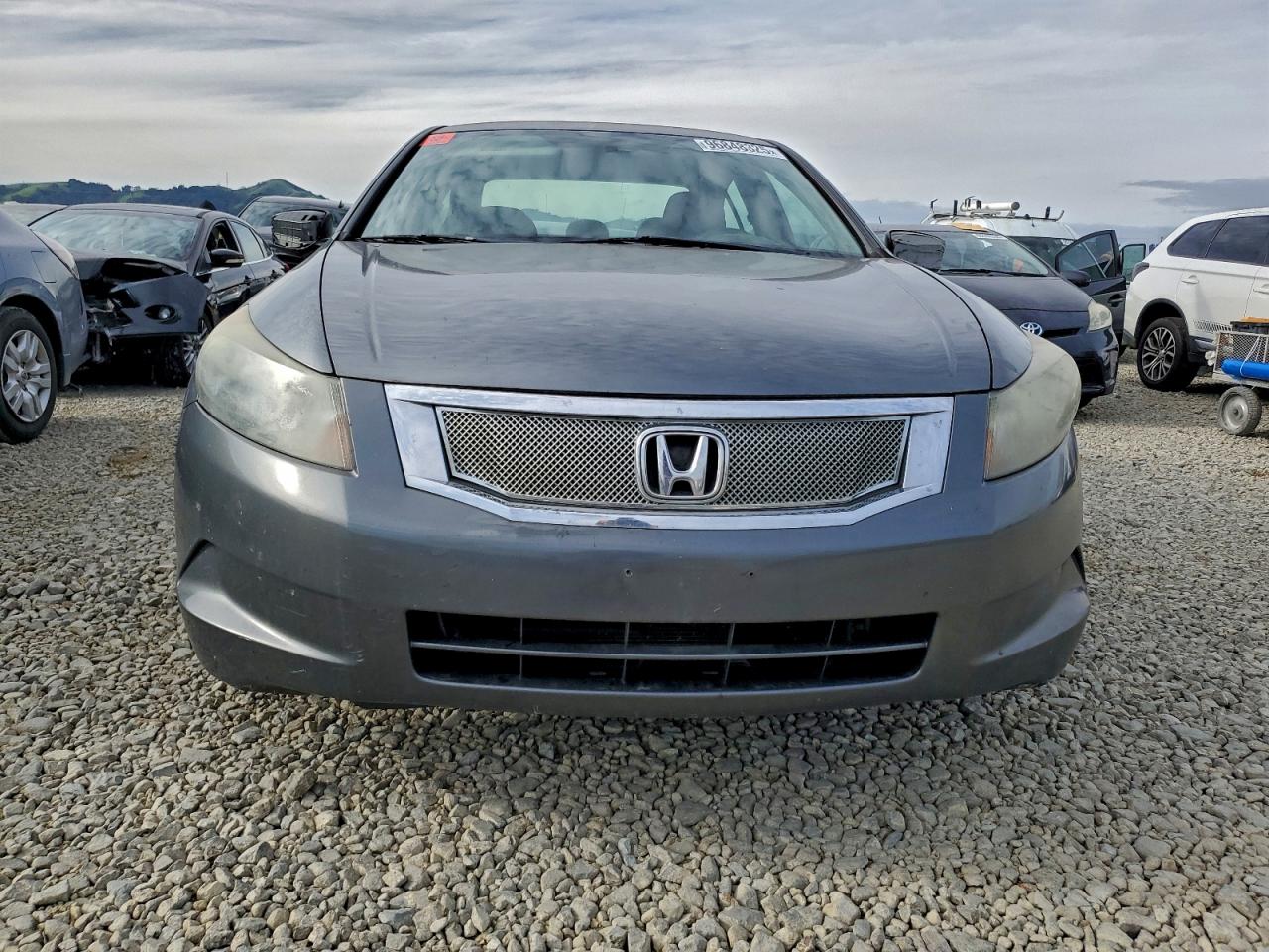 2010 HONDA ACCORD LX photo 5