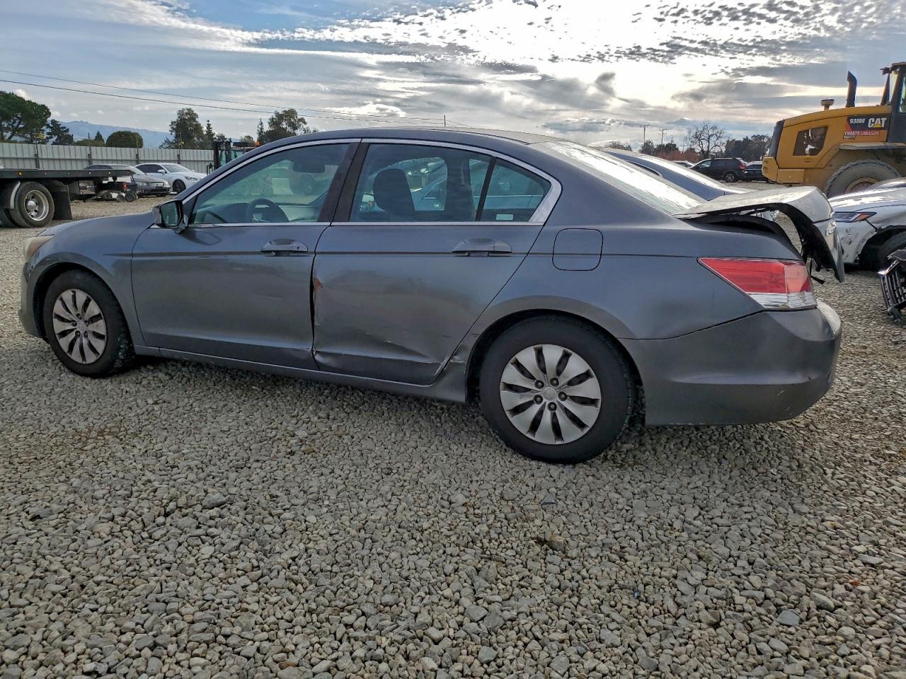 2010 HONDA ACCORD LX photo 2