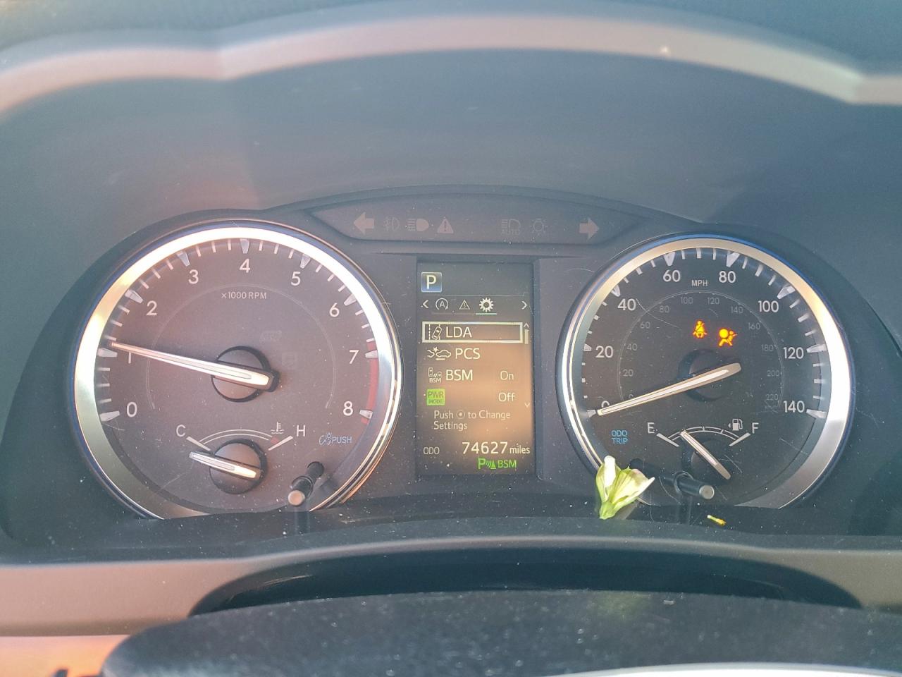 2019 TOYOTA HIGHLANDER LIMITED photo 9