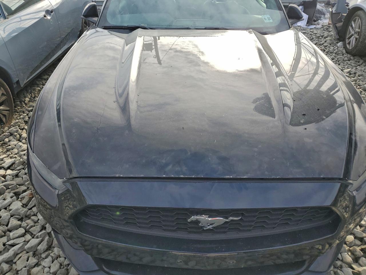 2017 FORD MUSTANG photo 11