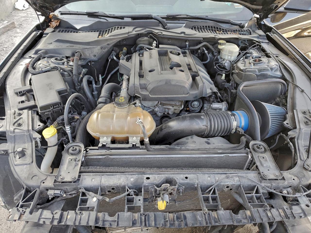 2016 FORD MUSTANG photo 11