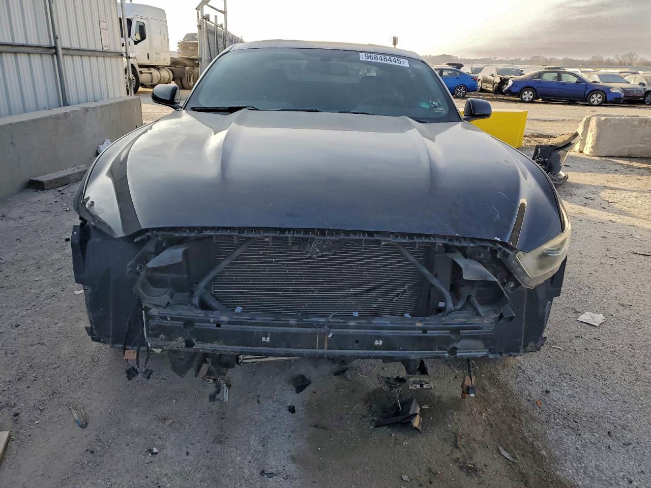 2016 FORD MUSTANG photo 5