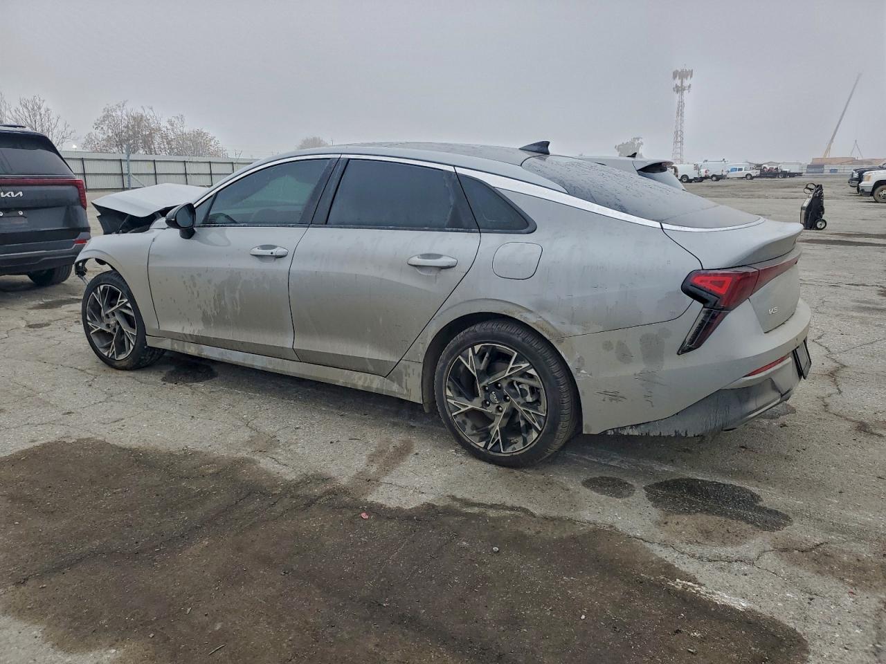 2025 KIA K5 GT-LINE photo 2