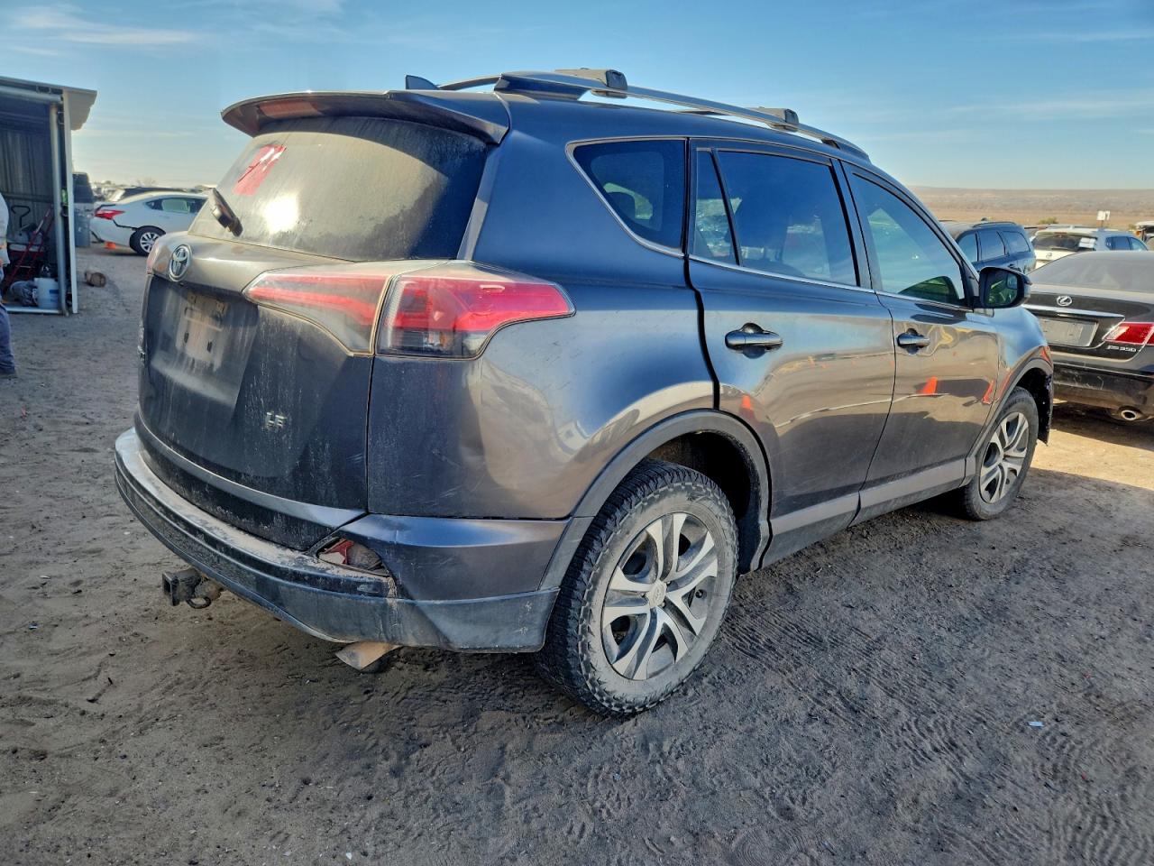 2017 TOYOTA RAV4 LE photo 3