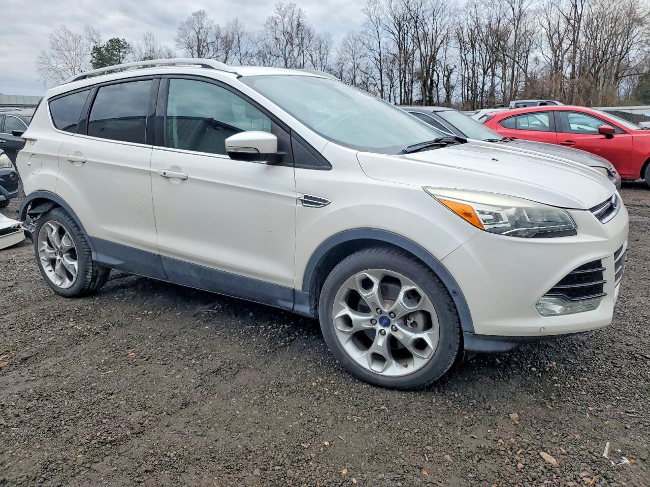 2015 FORD ESCAPE TITANIUM photo 4