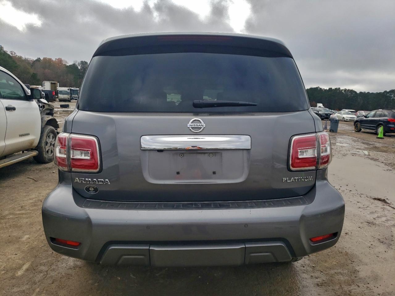 2020 NISSAN ARMADA SV photo 6