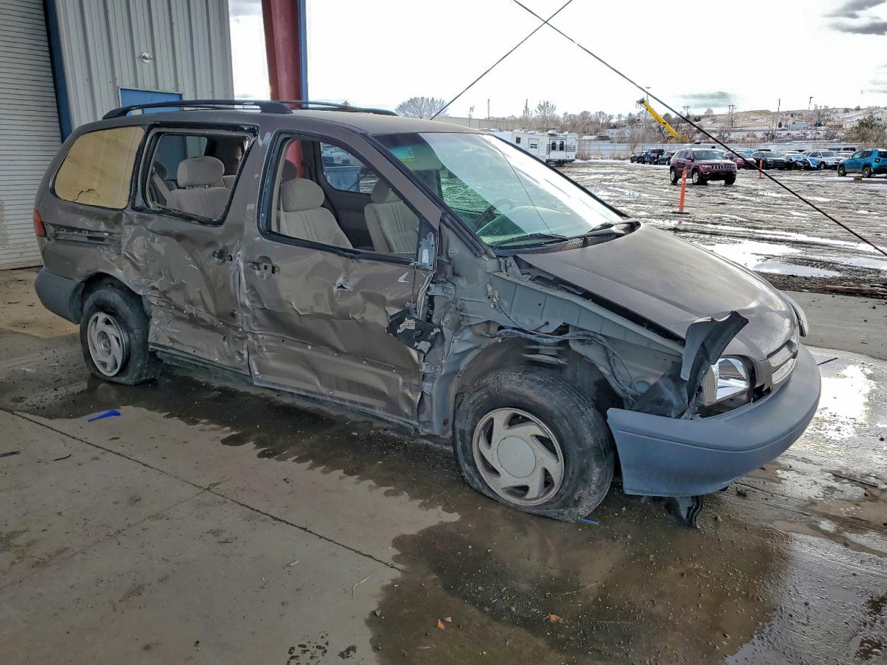 1998 TOYOTA SIENNA LE photo 10