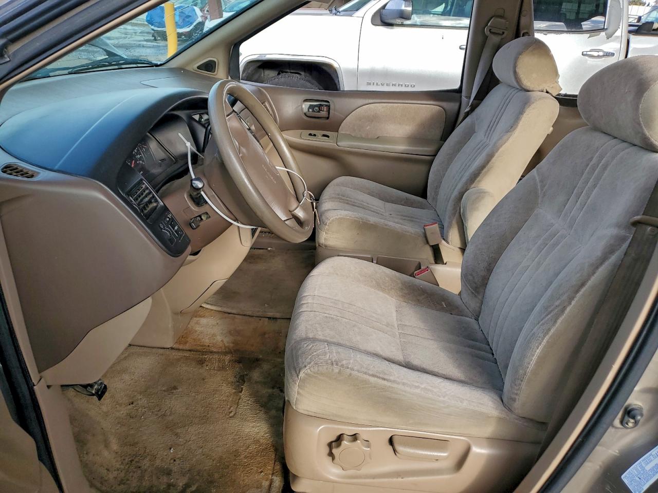 1998 TOYOTA SIENNA LE photo 19