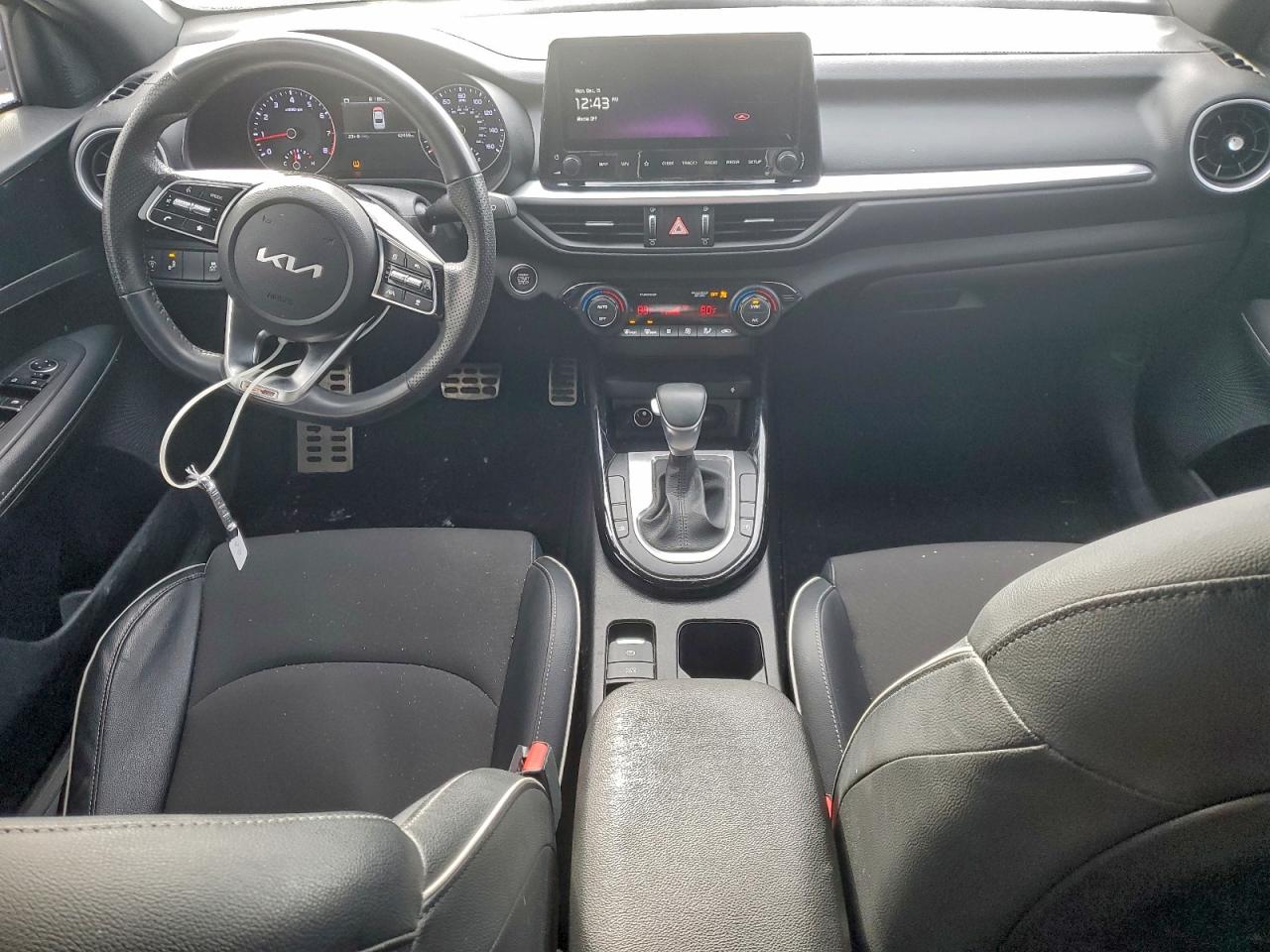 2023 KIA FORTE GT LINE photo 8