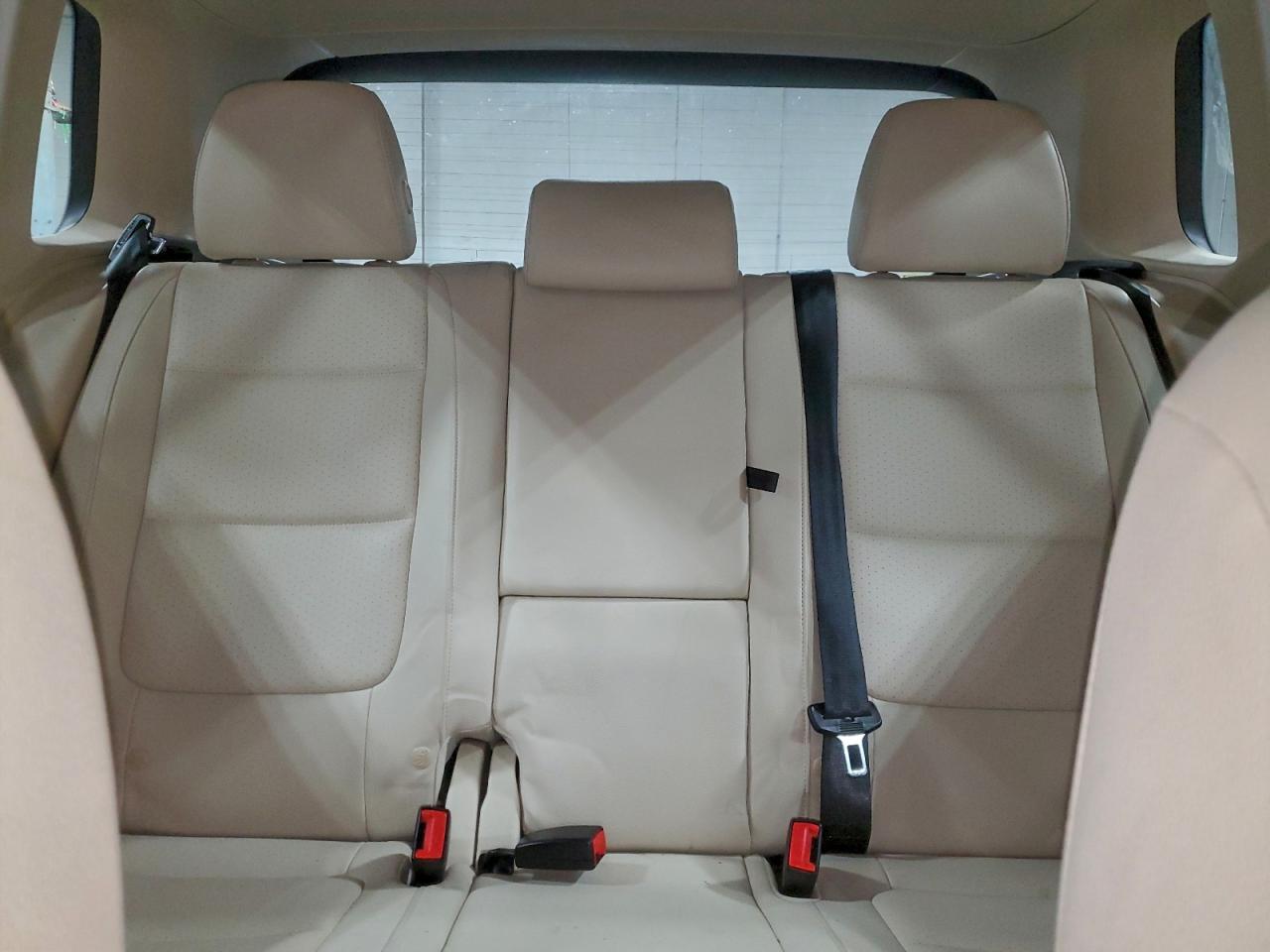 2017 VOLKSWAGEN TIGUAN S photo 10
