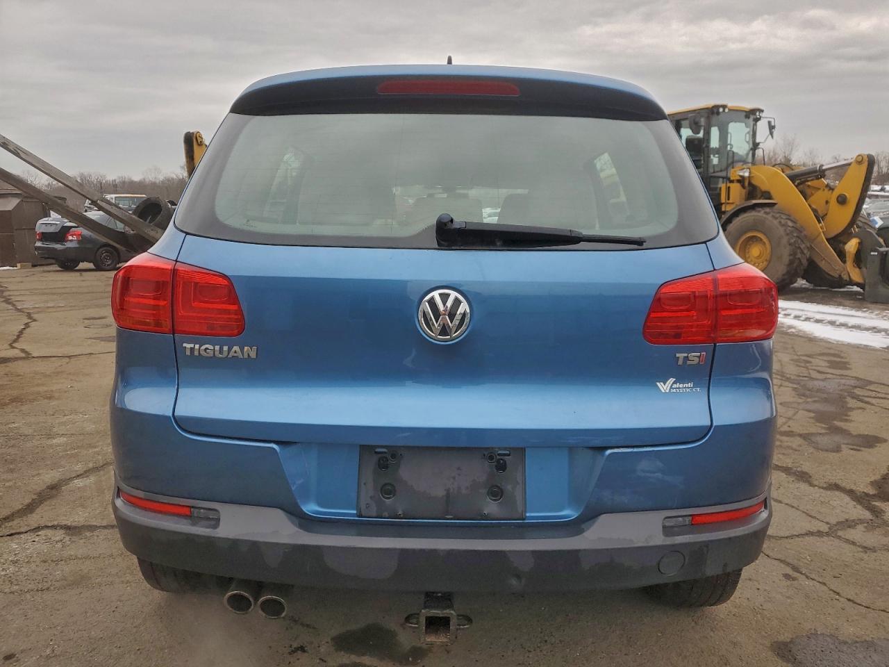 2017 VOLKSWAGEN TIGUAN S photo 6