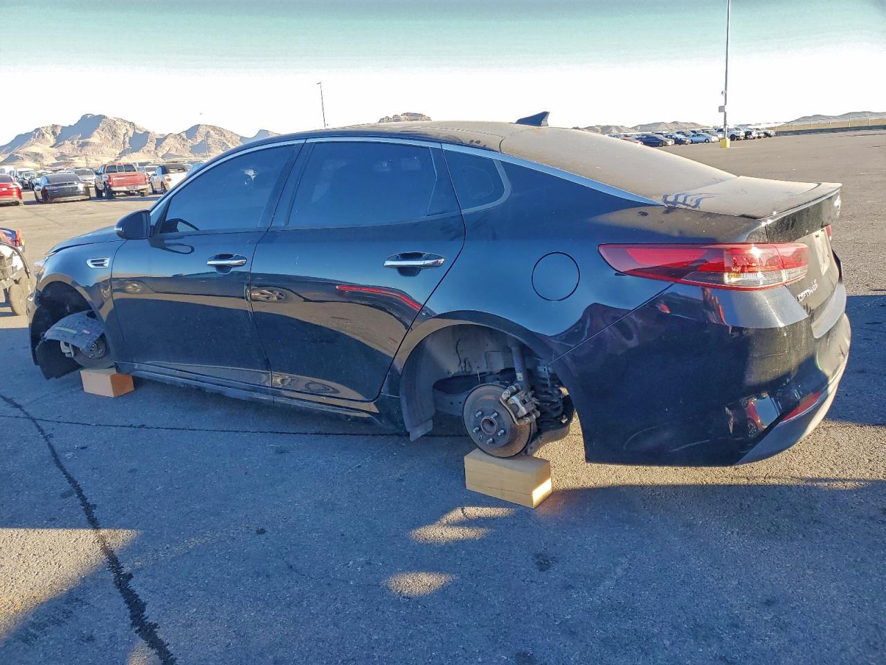 2018 KIA OPTIMA LX photo 2