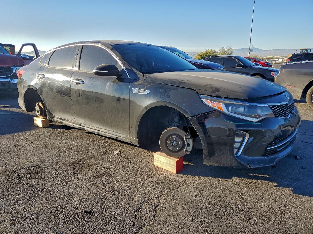 2018 KIA OPTIMA LX photo 4