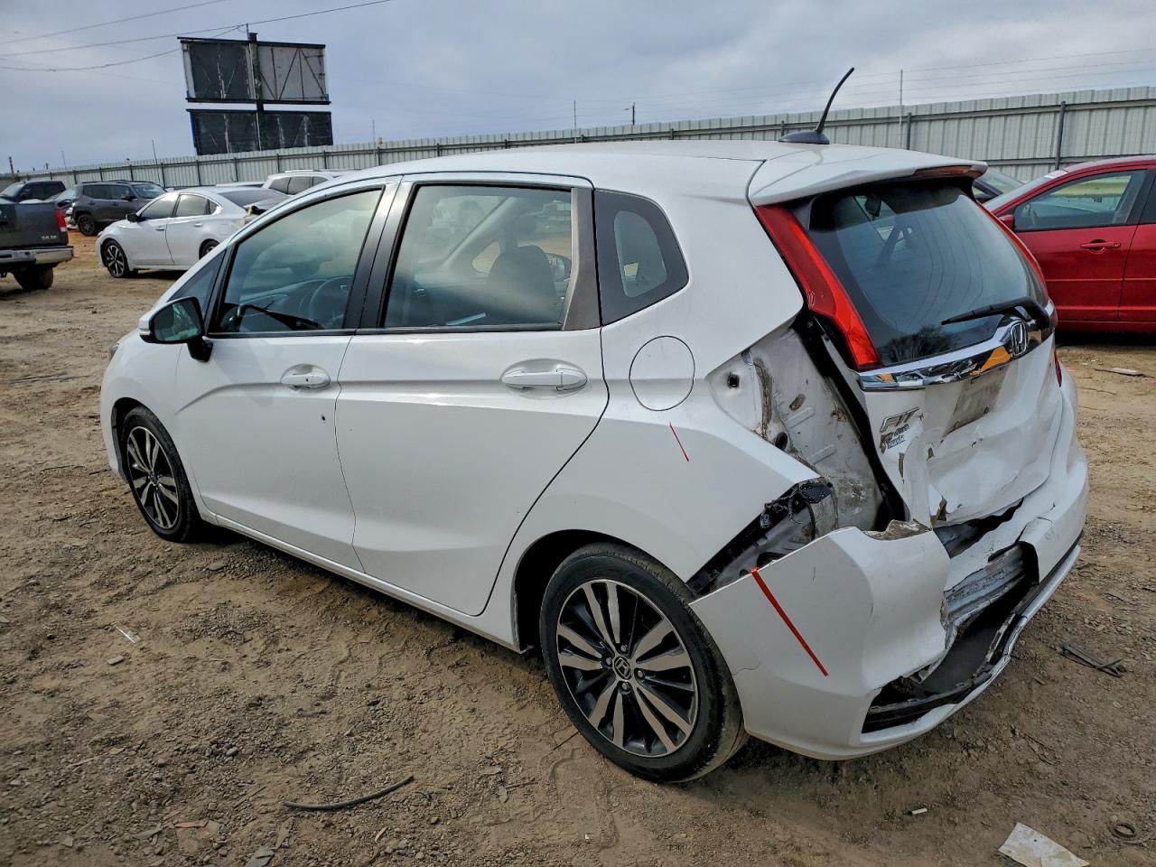 2018 HONDA FIT EX photo 2