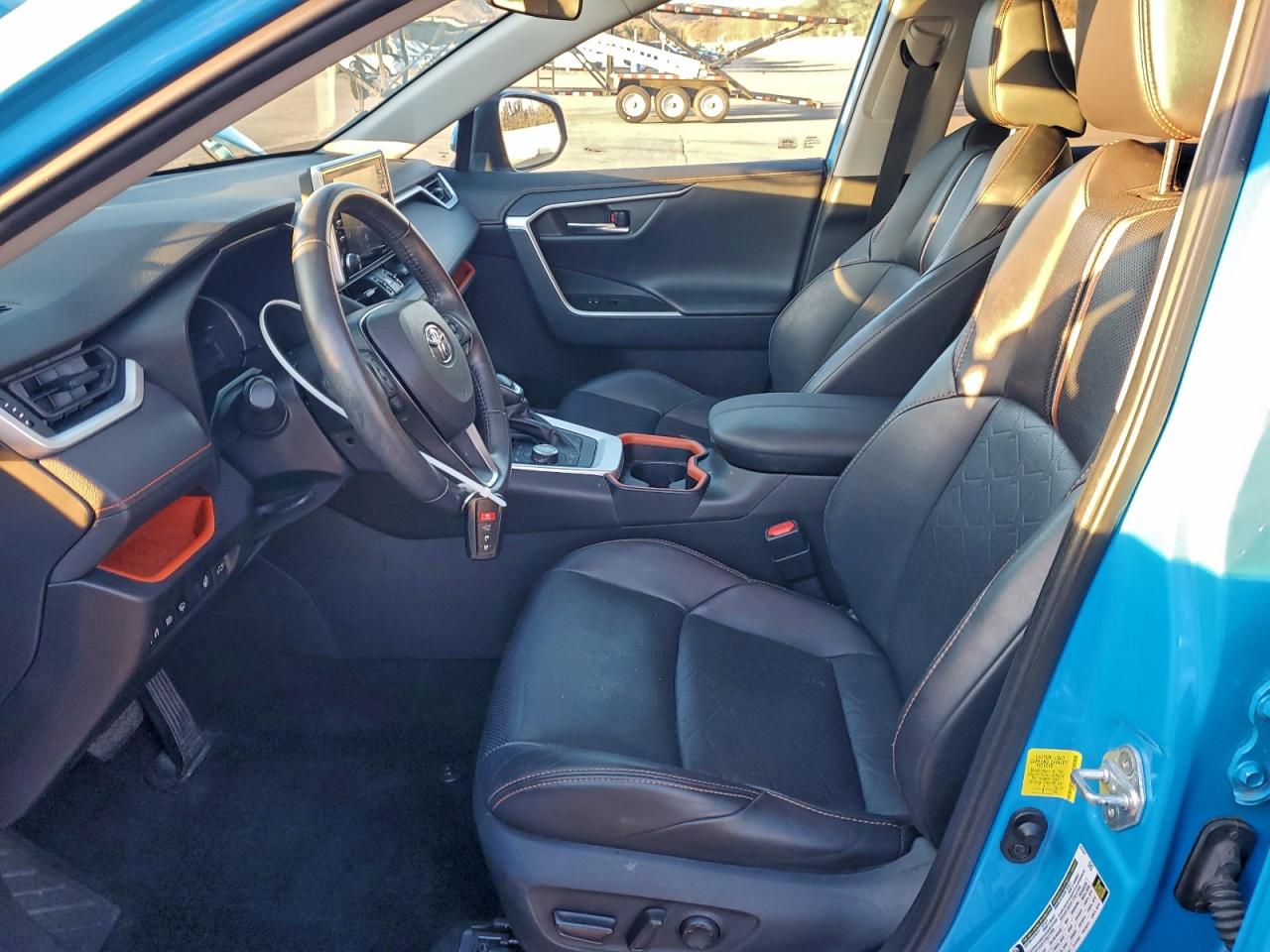 2019 TOYOTA RAV4 ADVENTURE photo 7