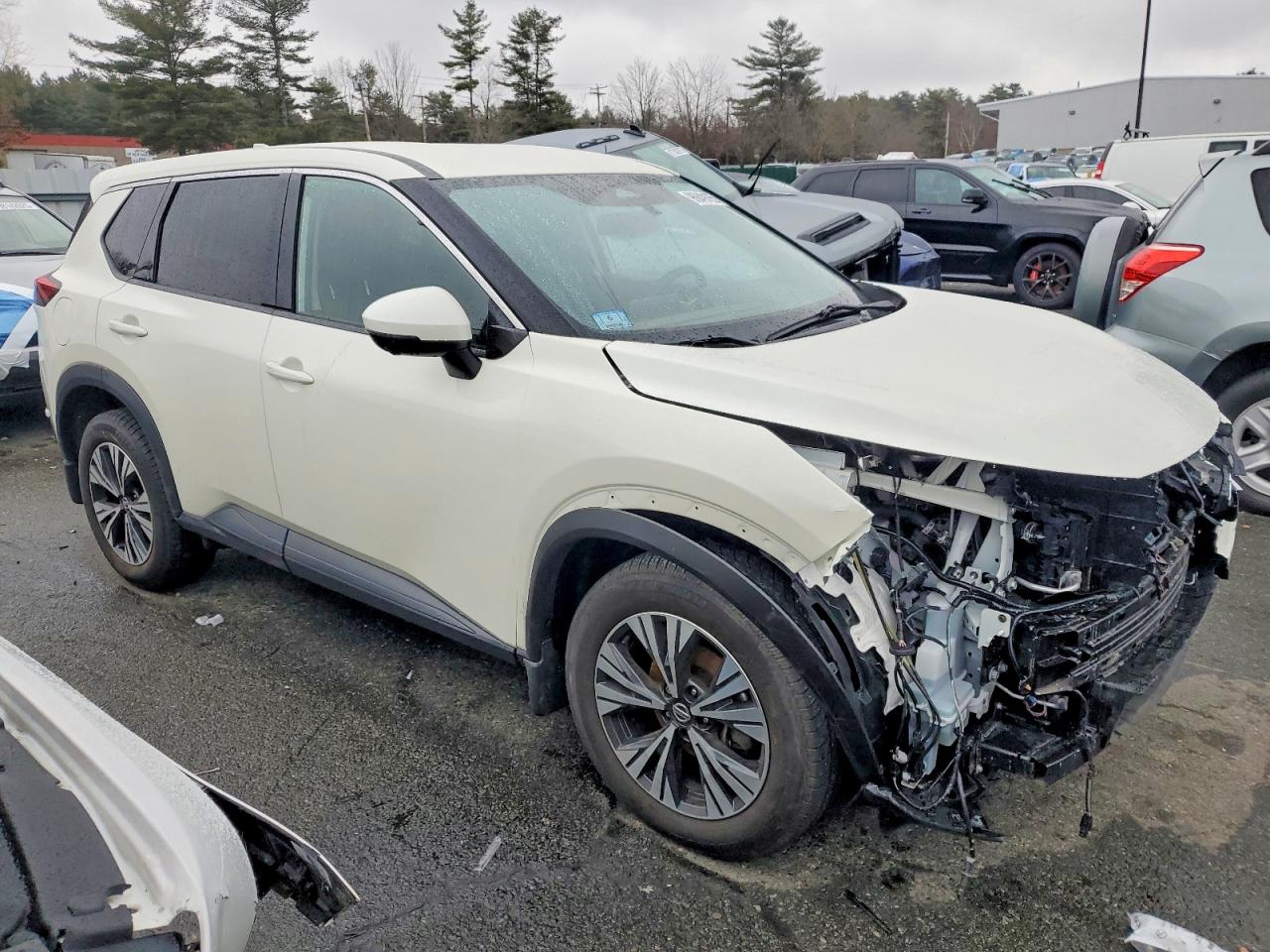 2021 NISSAN ROGUE SV photo 4