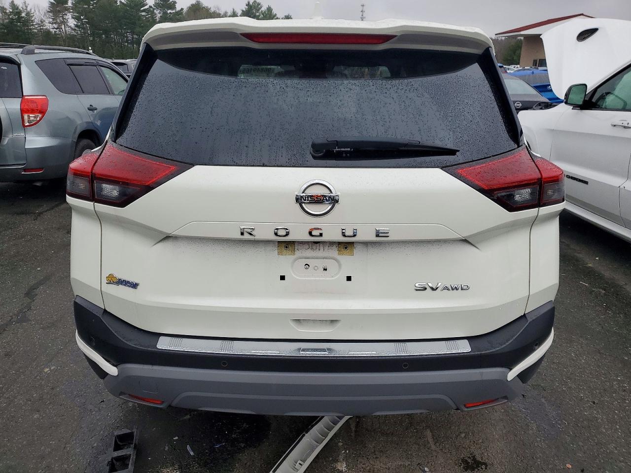 2021 NISSAN ROGUE SV photo 6