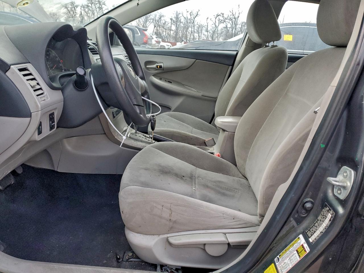 2012 TOYOTA COROLLA BASE photo 7