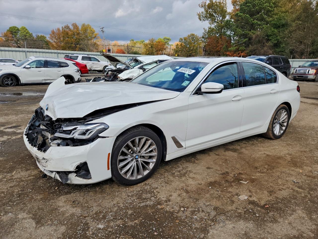 2021 BMW 530