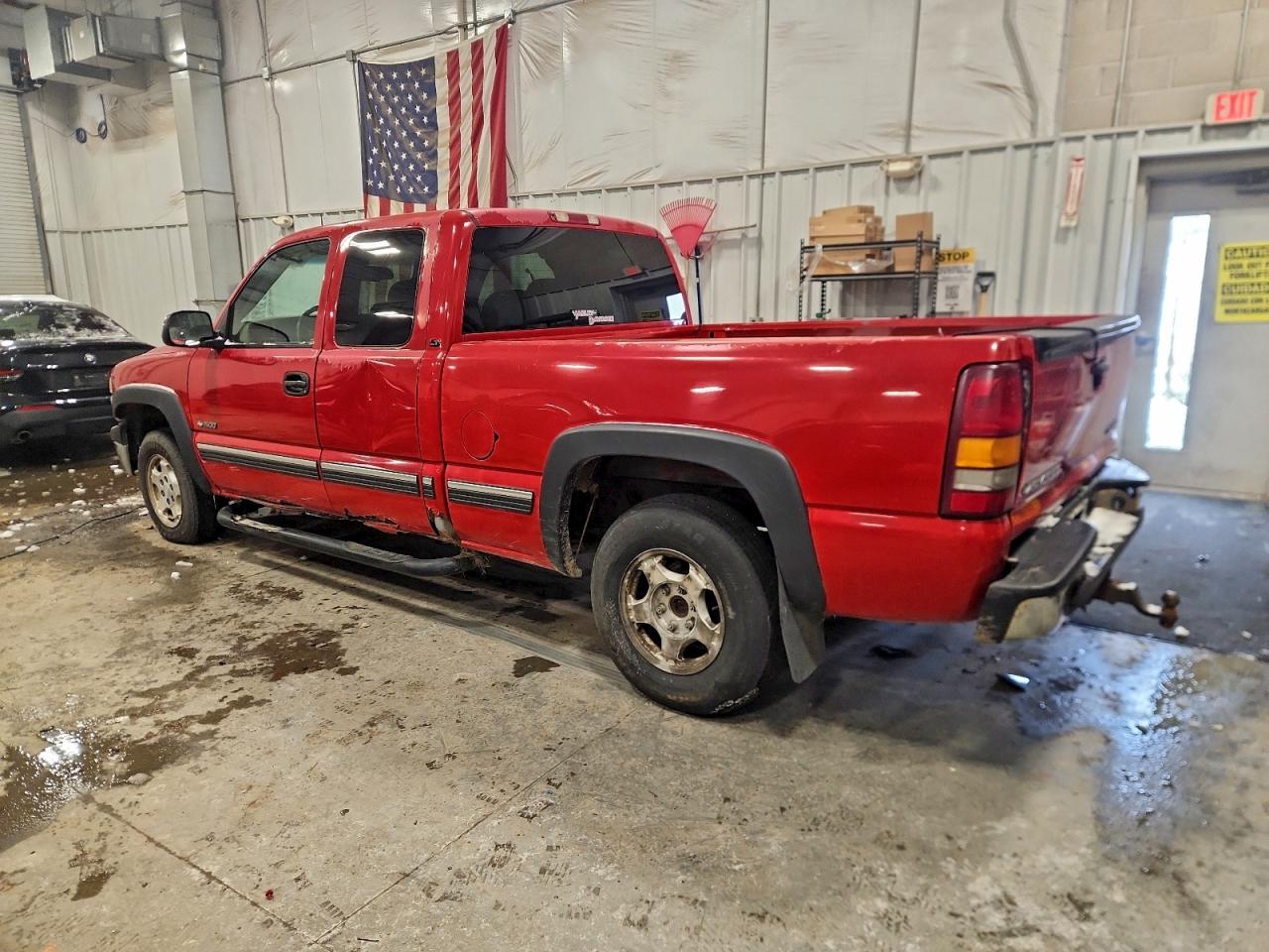 2002 CHEVROLET SILVERADO K1500 photo 2