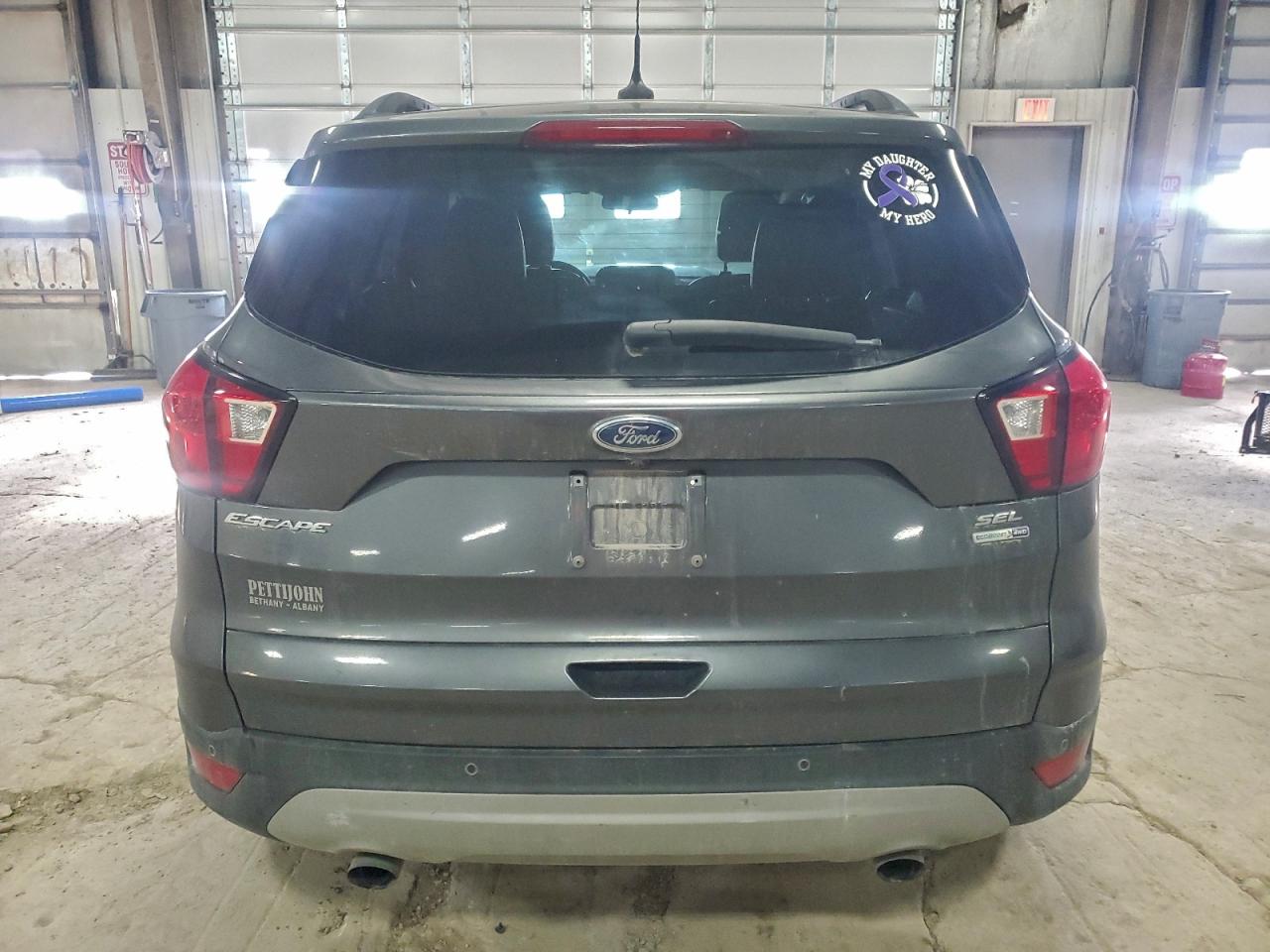 2019 FORD ESCAPE SEL photo 11