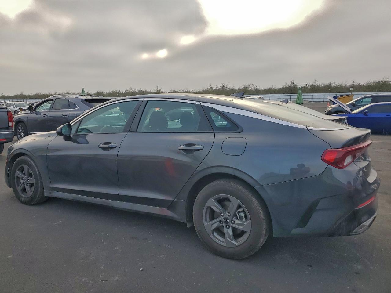 2023 KIA K5 LXS photo 2