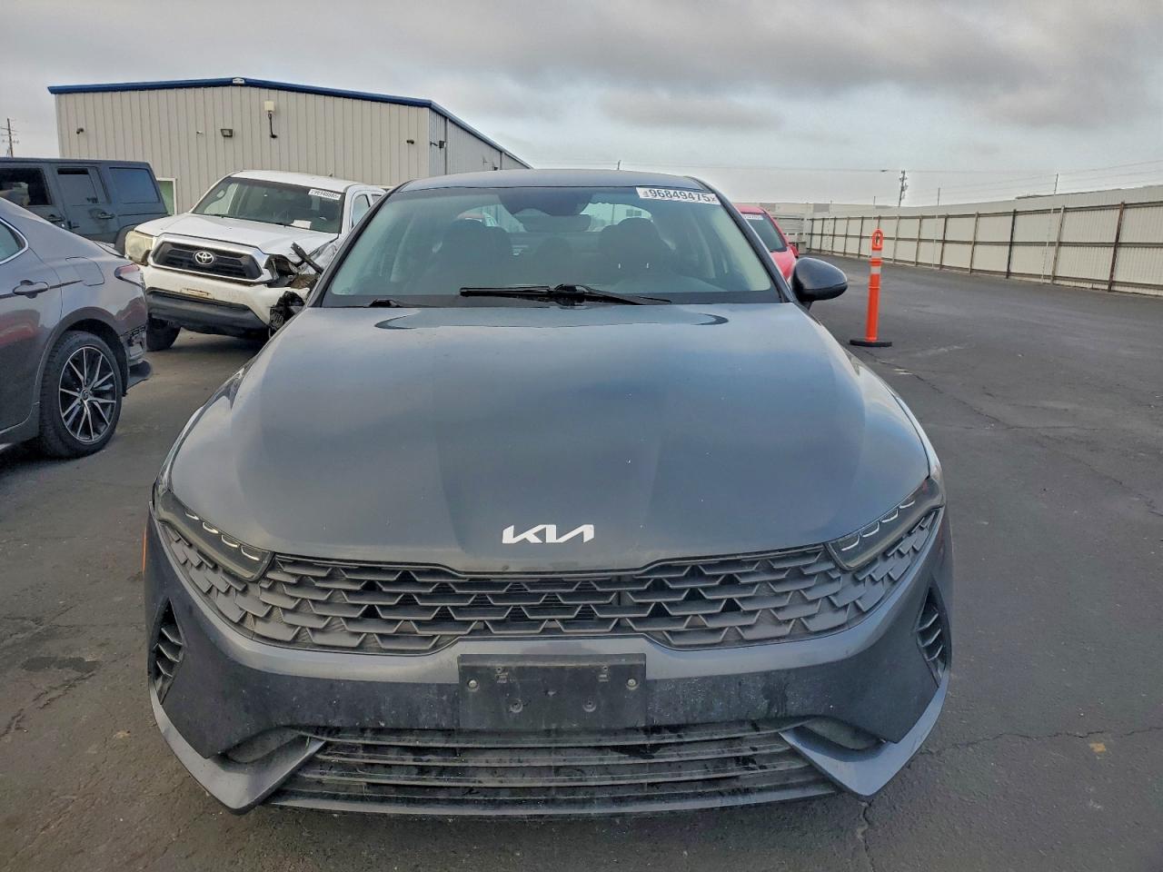 2023 KIA K5 LXS photo 5