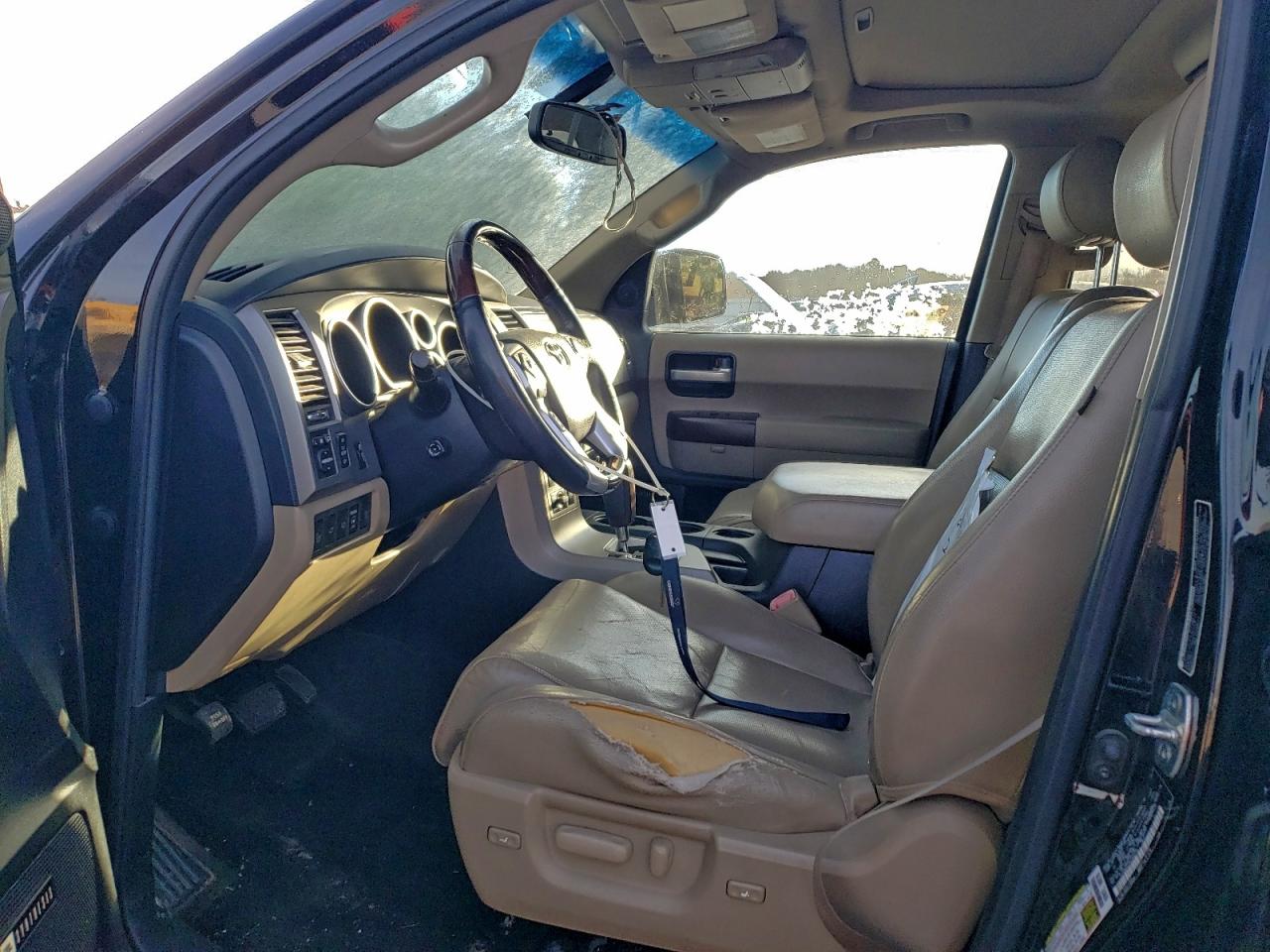 2014 TOYOTA SEQUOIA PLATINUM photo 7