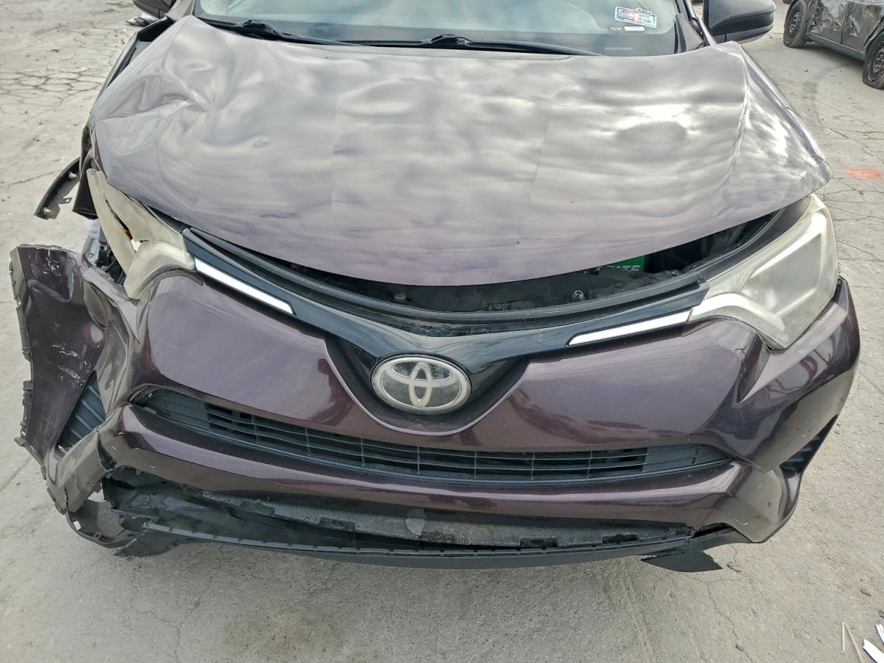 2017 TOYOTA RAV4 LE photo 11