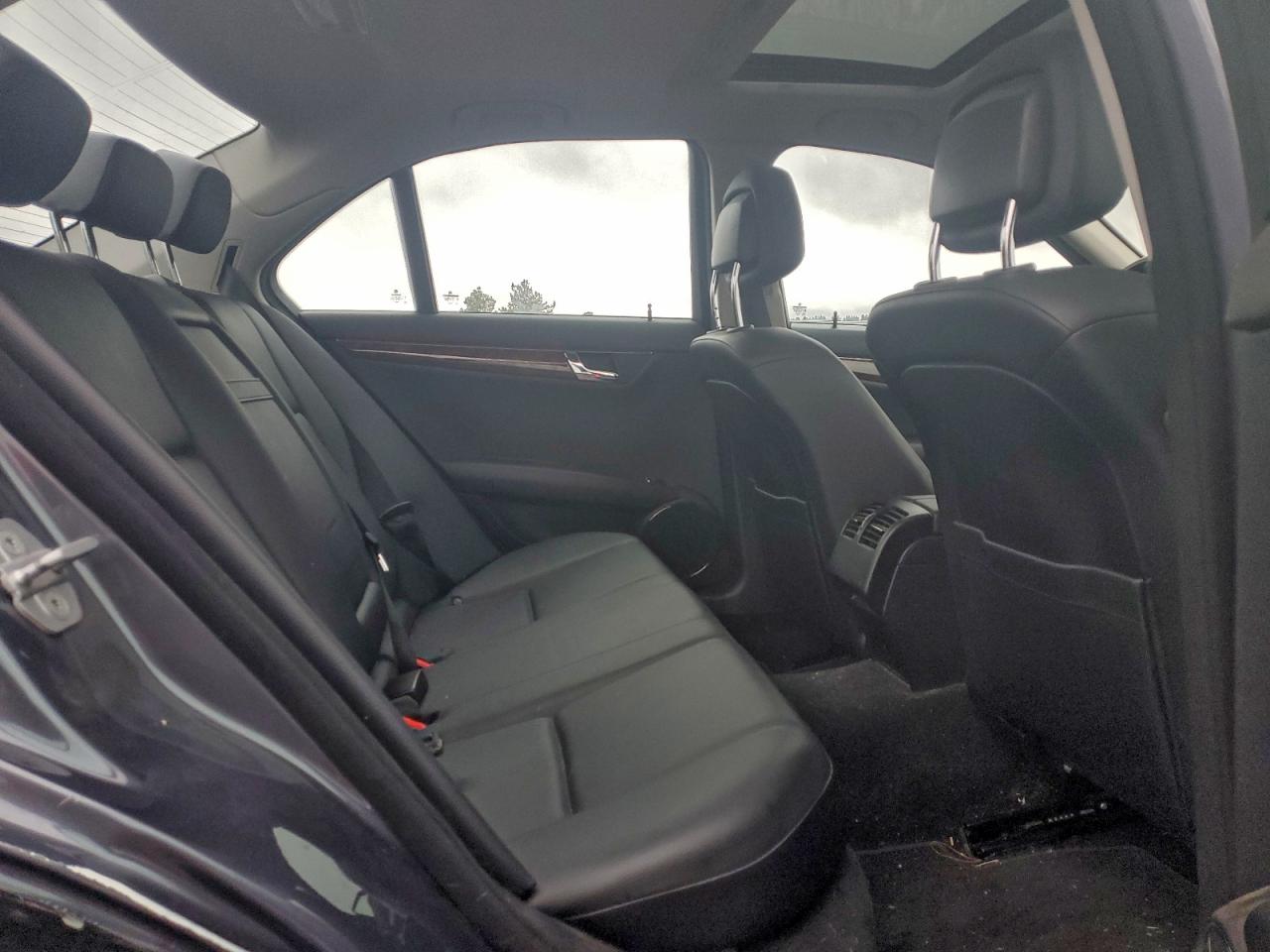 2011 MERCEDES-BENZ C 300 4MATIC photo 19