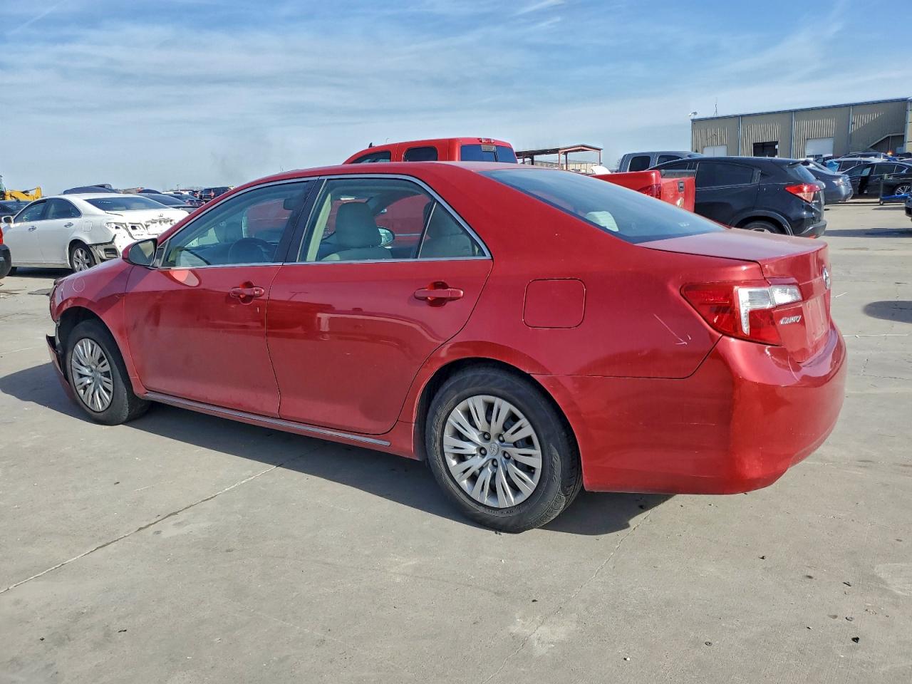 2013 TOYOTA CAMRY L photo 2