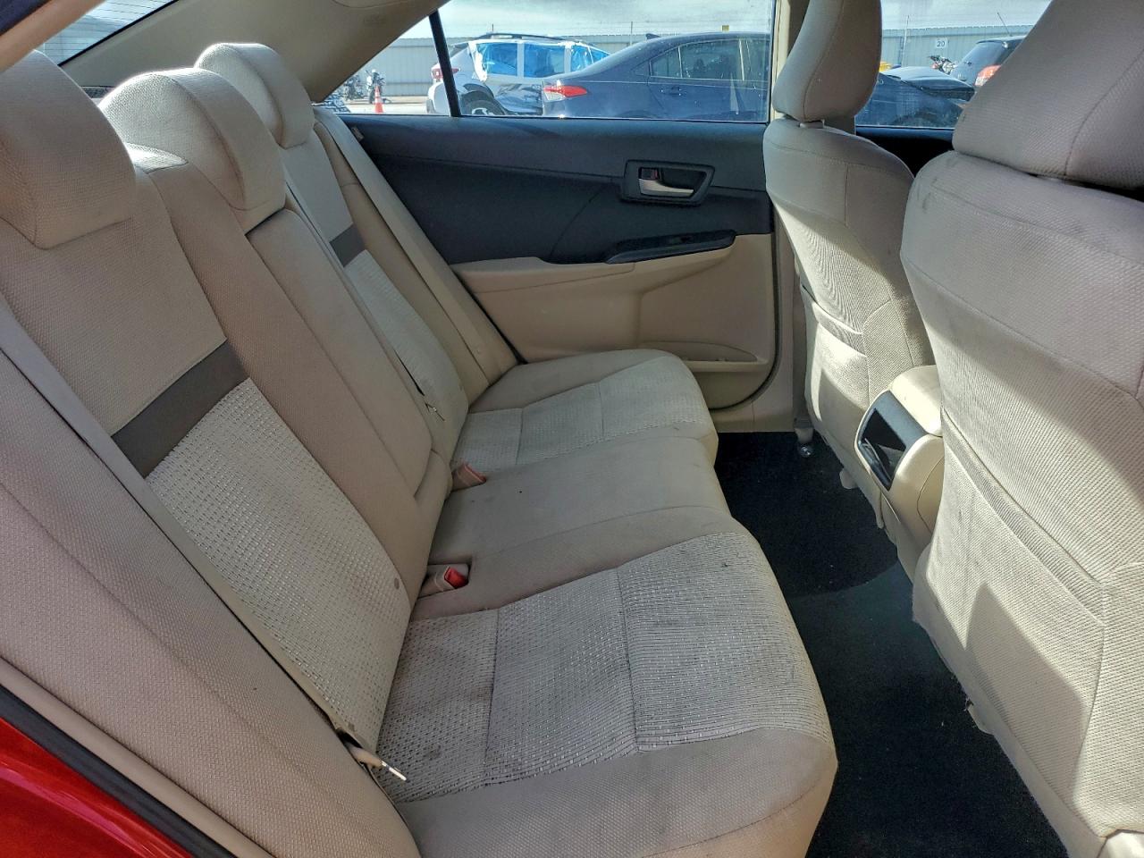 2013 TOYOTA CAMRY L photo 10