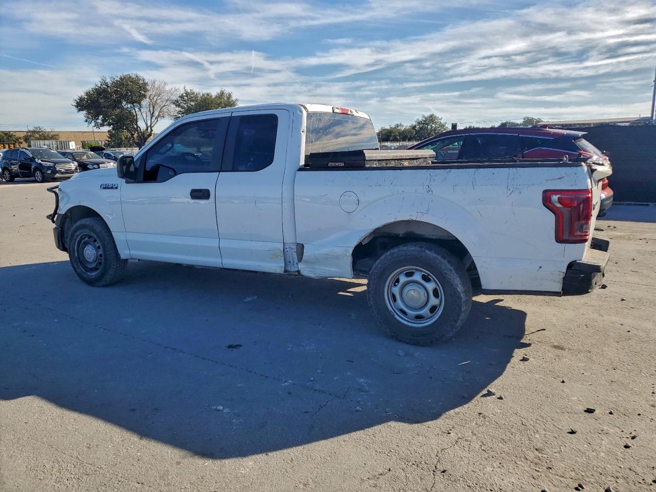 2017 FORD F150 SUPER CAB photo 2