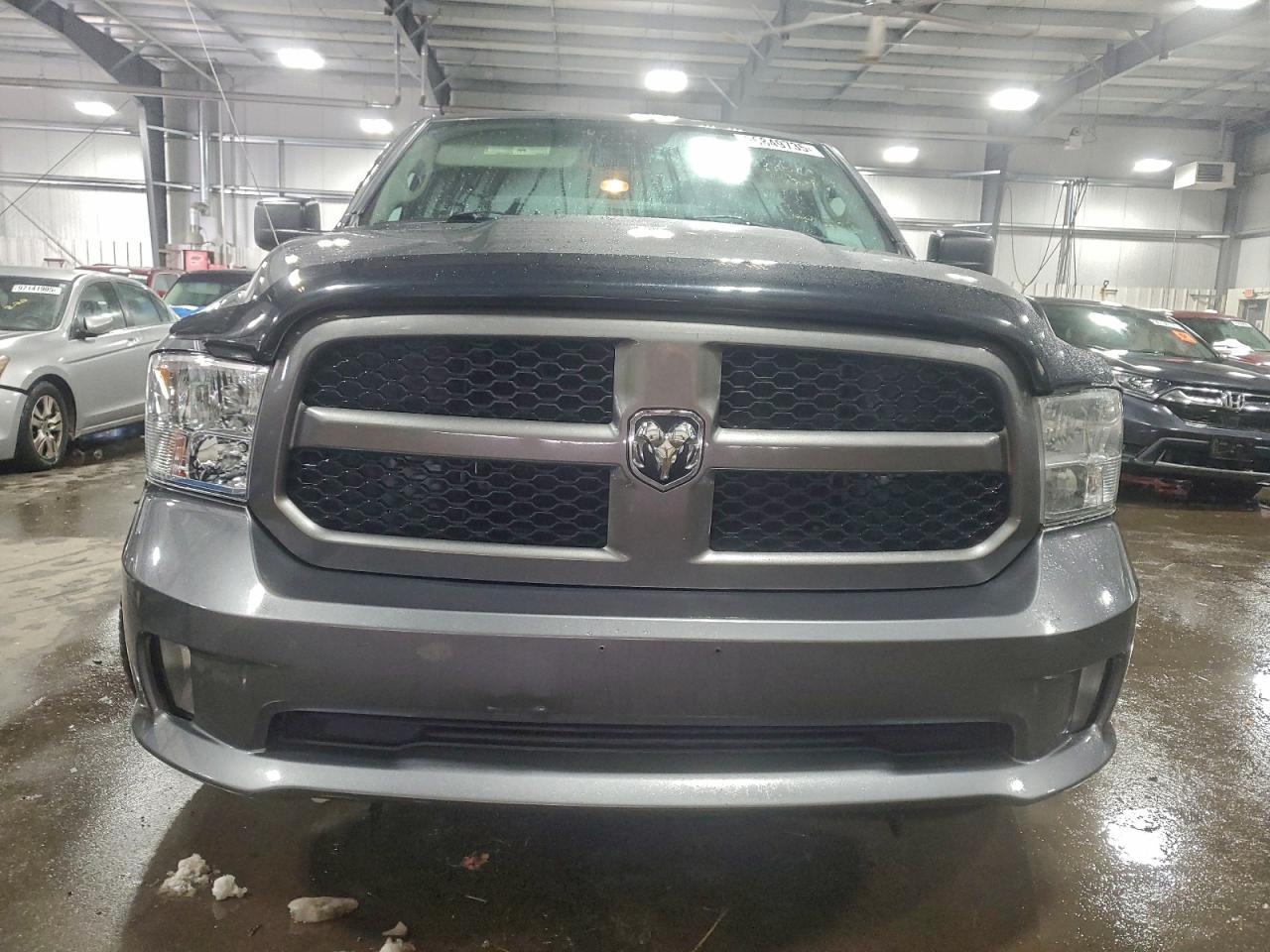 2013 RAM 1500 ST photo 5