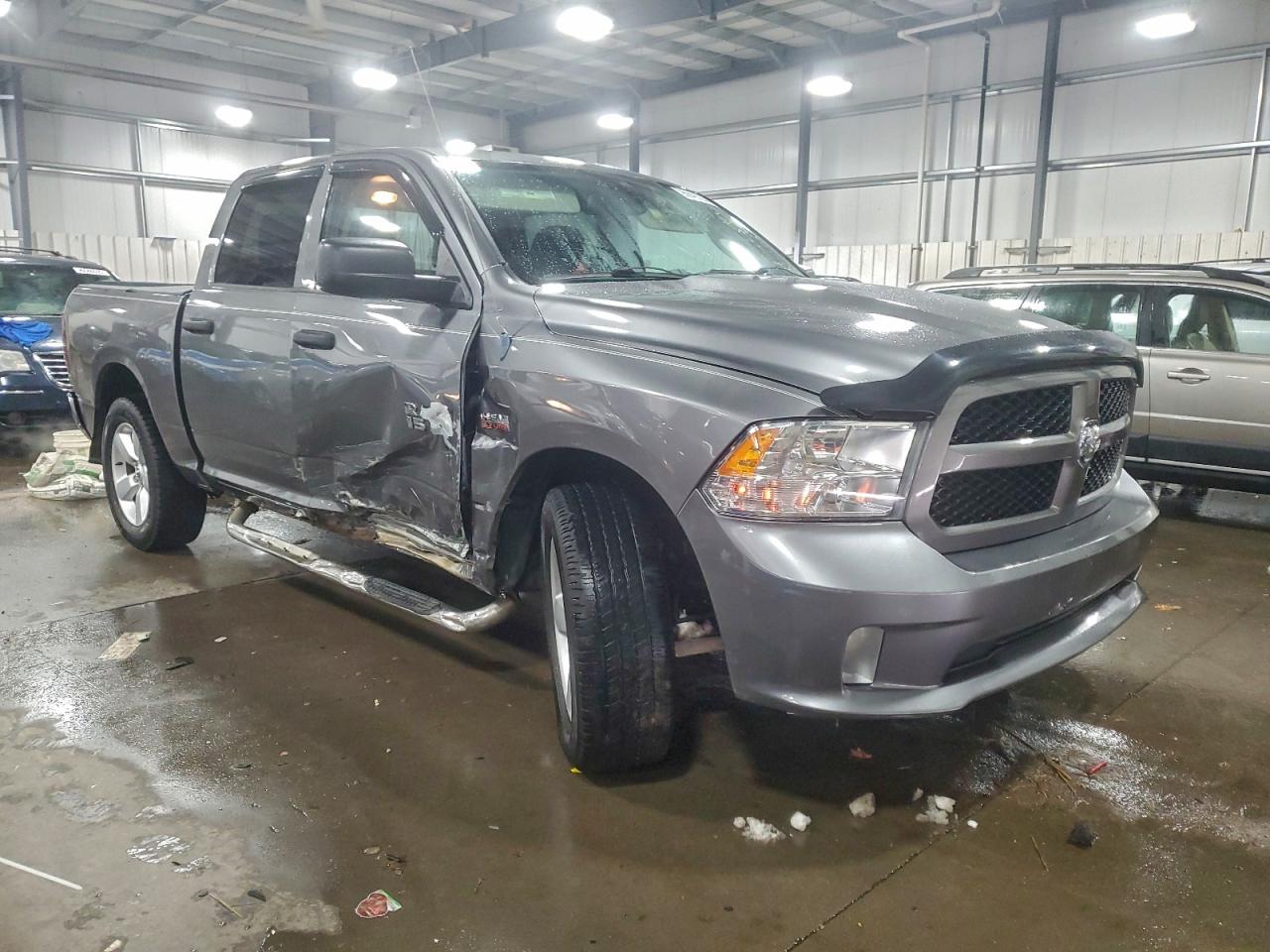 2013 RAM 1500 ST photo 4